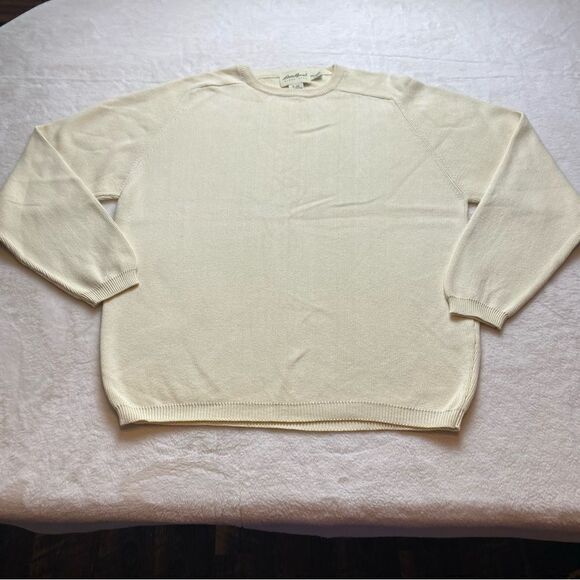 Eddie Bauer Very Pale Yellow Long Sleeve Crew Neck Knit Sweater Size Large - Picture 1 of 11